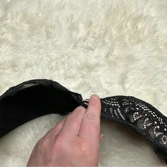 La Senza Strapless Push Up Bra Lace Black  & Cream Size 32C - Picture 15 of 16